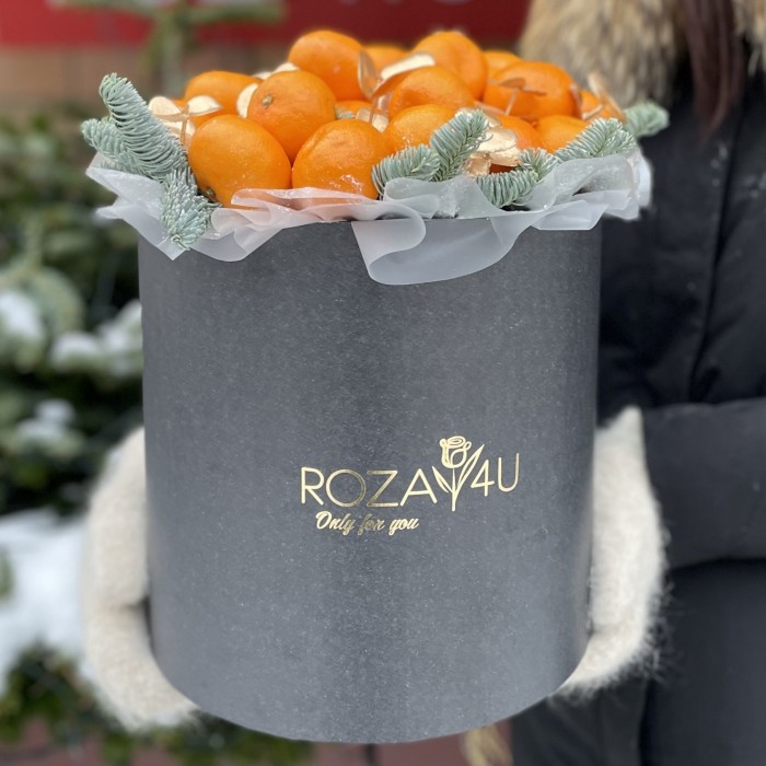 Большая Новогодняя подарочная коробка с мандаринами