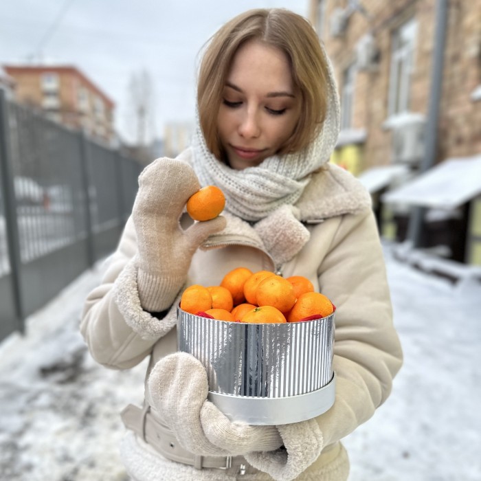 Большая Подарочная коробка с мандаринами
