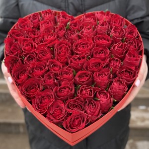 Большая коробка Сердце с розами