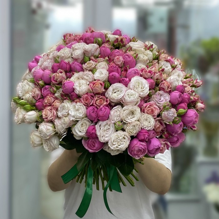 Большой букет с кустовыми розами Сахарный взрыв
