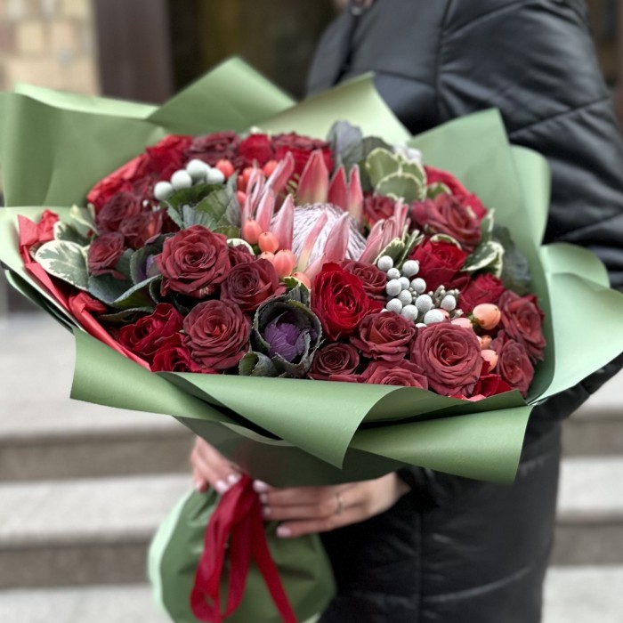 Букет с розами Цветочное чудо