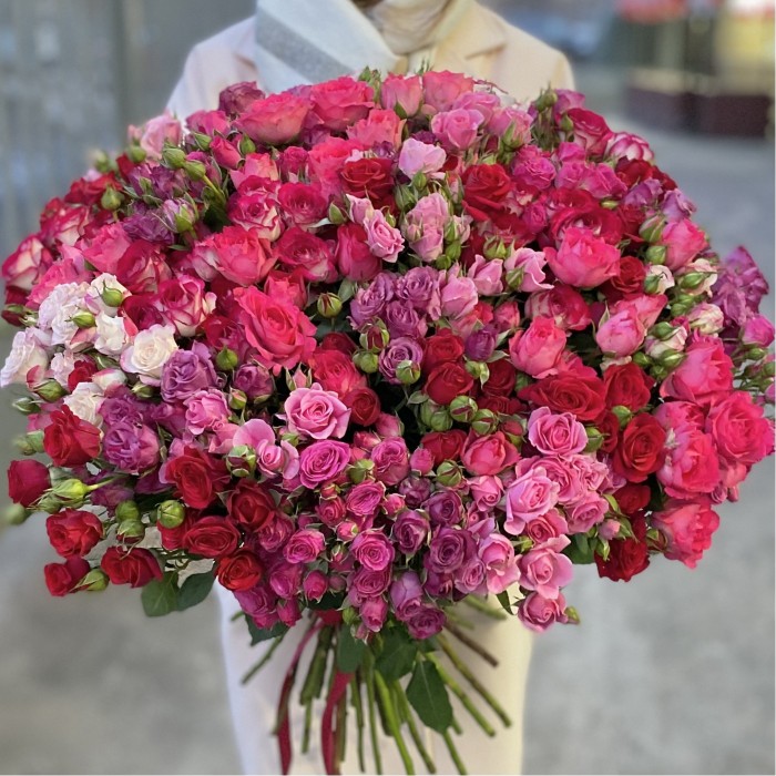 Микс кустовых роз 70 см