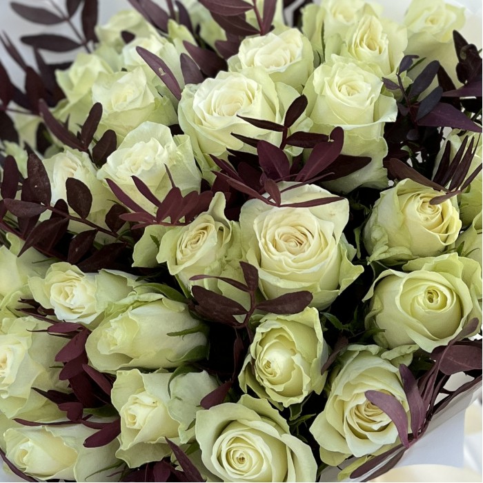 Букет белых роз Мам ты лучшая