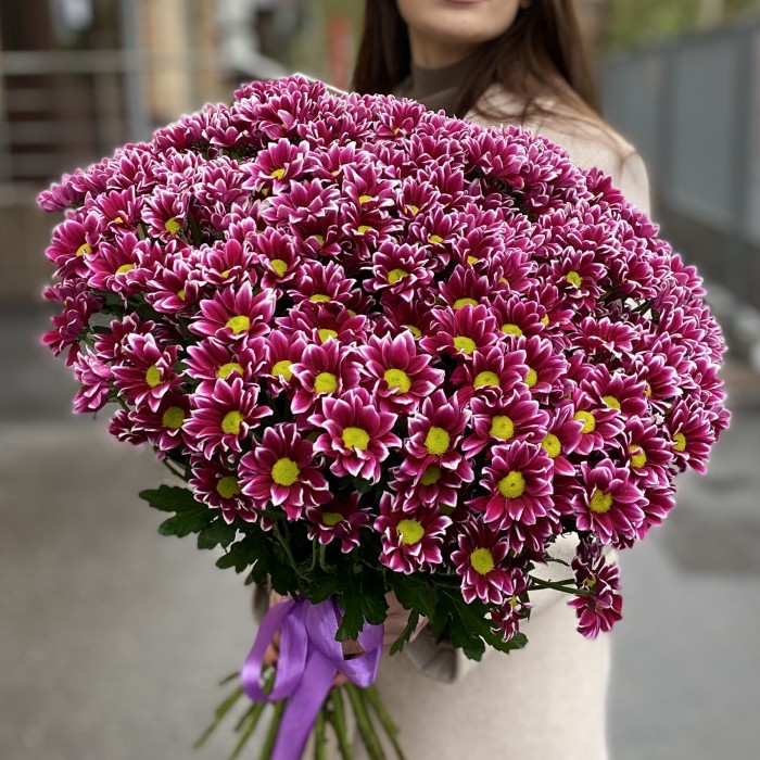 Букет из 51 хризантемы Хайдар Пинк