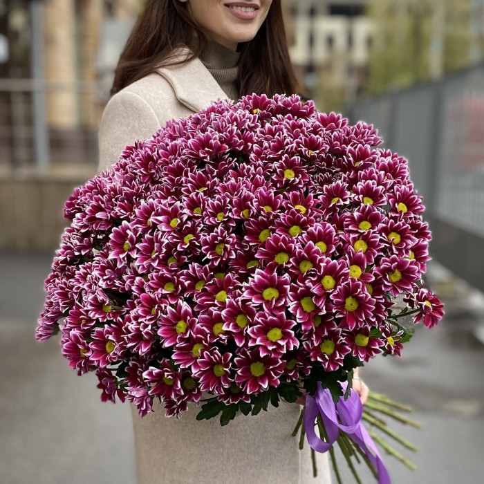 Букет из 51 хризантемы Хайдар Пинк