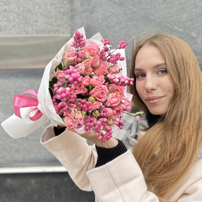 Букет из кустовых роз Жемчужная свадьба