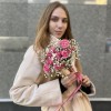 Букет невесты из розовых кустовых роз Притяжение