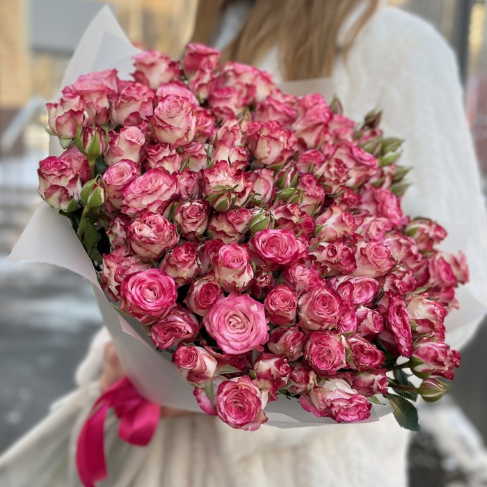 25 кустовых пионовидных роз Сансет Мэджик 60 см