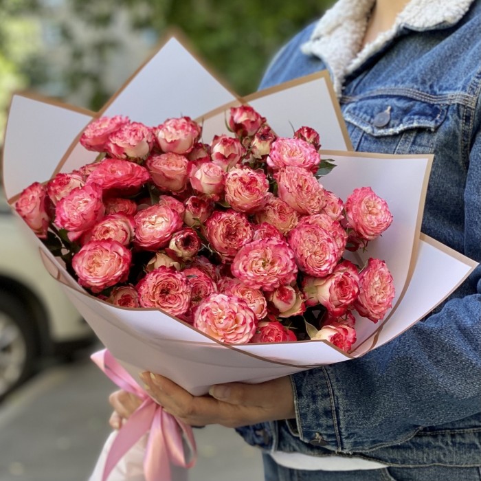 Букет пионовидных роз Сансет Мэджик