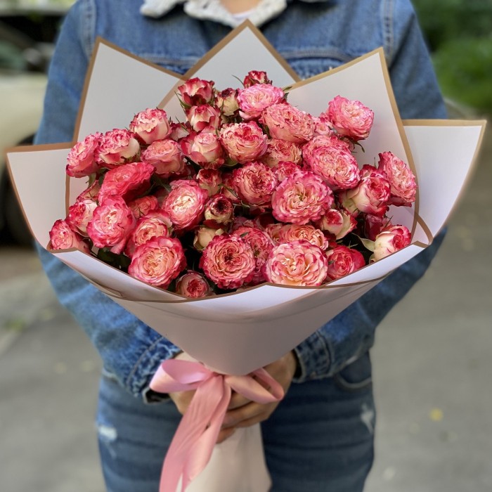 Букет пионовидных роз Сансет Мэджик