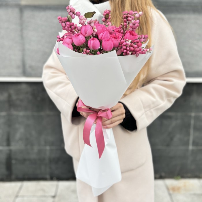 Букет пионовидных роз Жемчужная свадьба