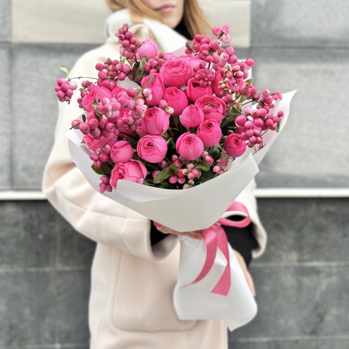 Букет пионовидных роз Жемчужная свадьба