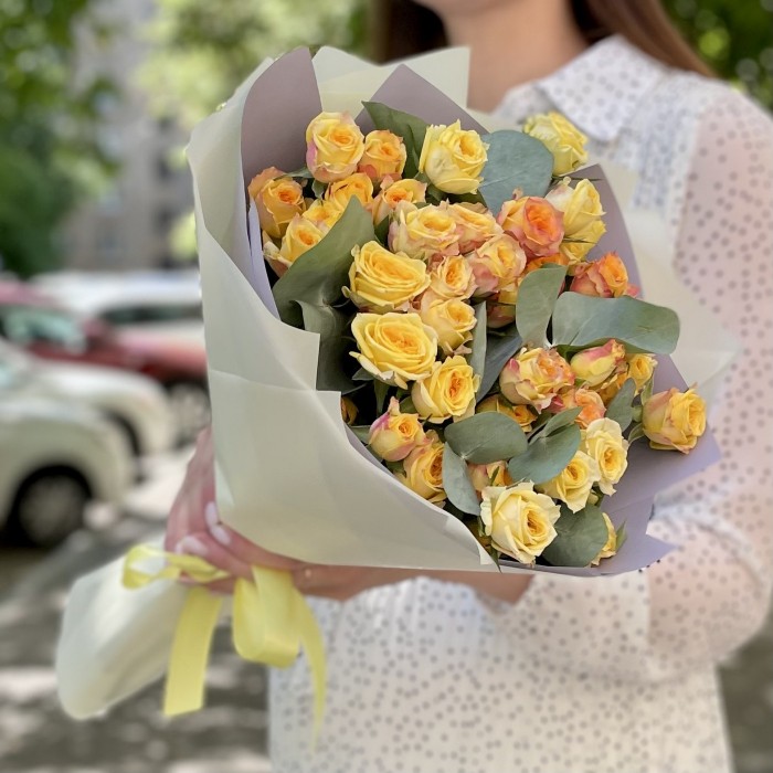 Букет роз Лэнд оф файр