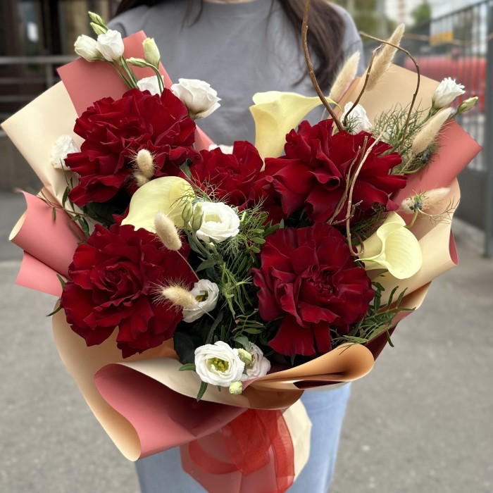 Букет Аромат Любви с красными розами