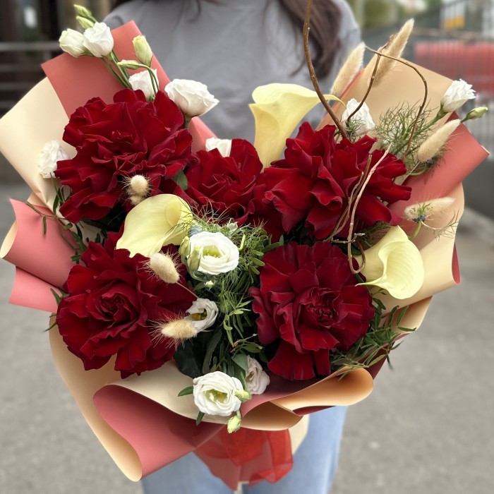 Букет Аромат Любви с красными розами