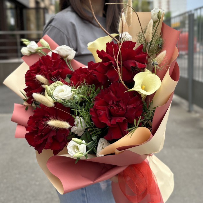 Букет Аромат Любви с красными розами