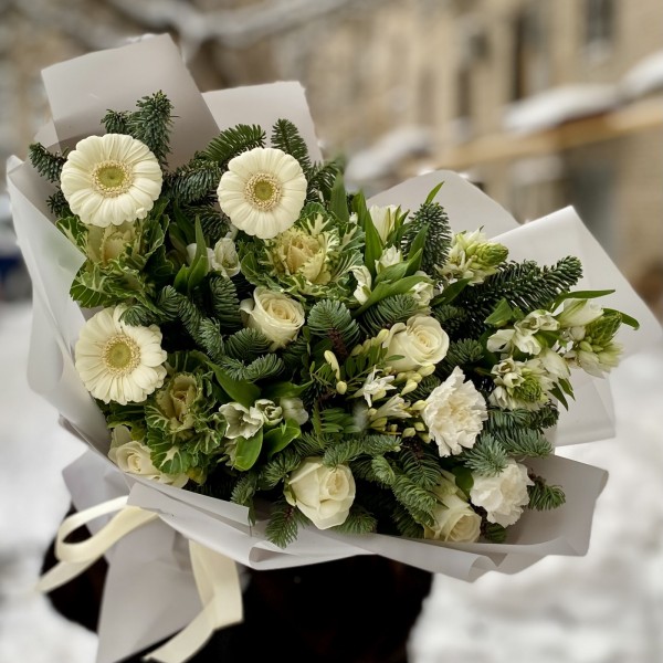 Букет Белый рассвет с нобилисом