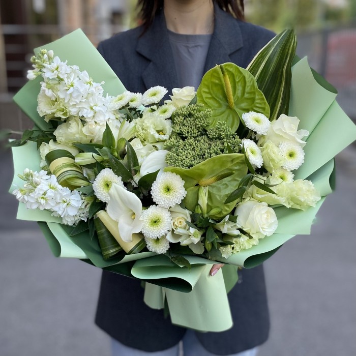 Букет Нежное Утро с антуриумом