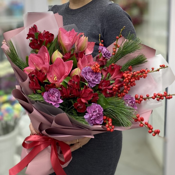 Букет Пламенный закат с амариллисом