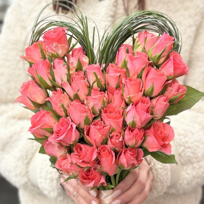 Букет Сердце с коралловой розой