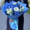 Букет Скай блю с гортензией и герберами