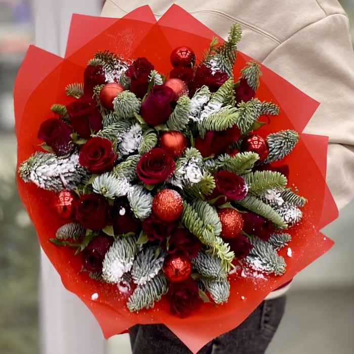 Букет Снежный нобилис с розами