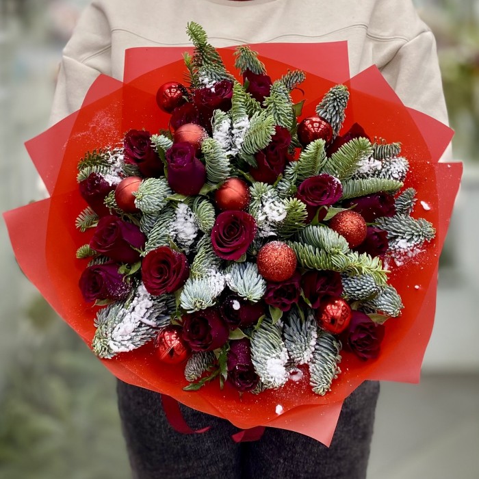 Букет Снежный нобилис с розами
