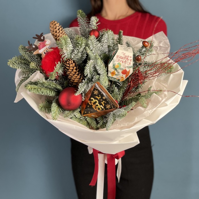 Новогодний букет с предсказаниями
