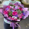 Букет с малиновыми герберами Сумеречный сад