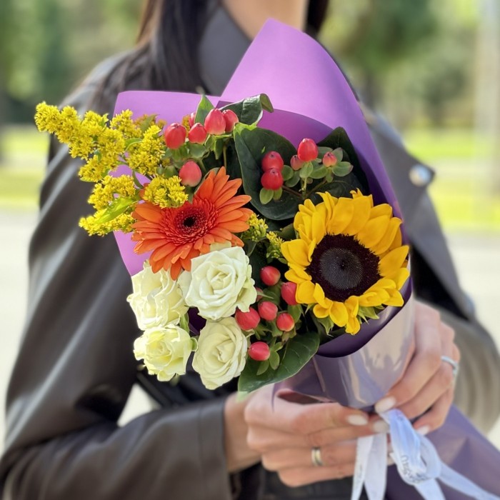 Букет Ученика с подсолнухом