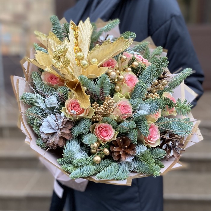 Букет Волшебное Мгновение с нобилисом и розами