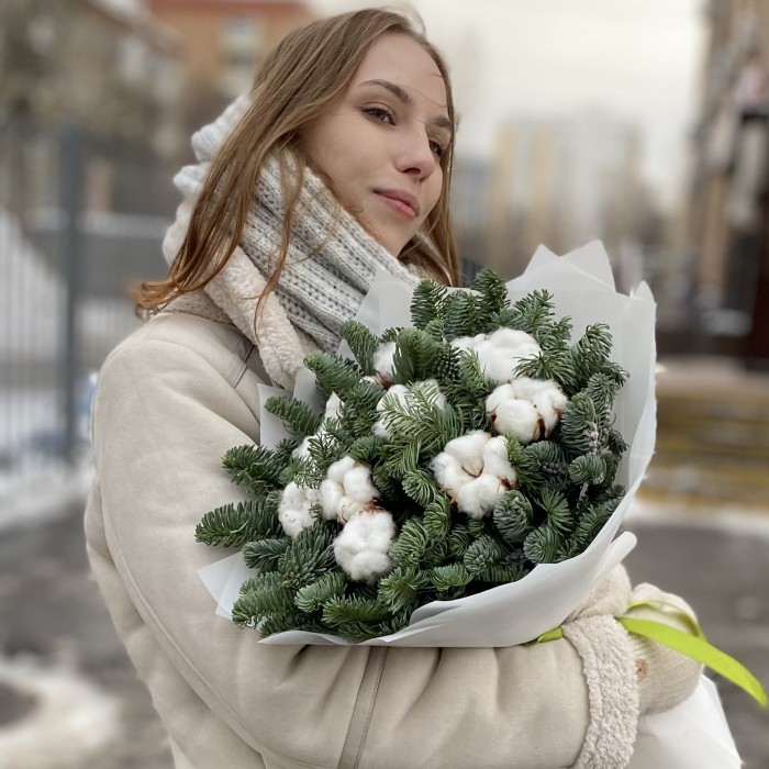 Букет белый хлопок с нобилисом