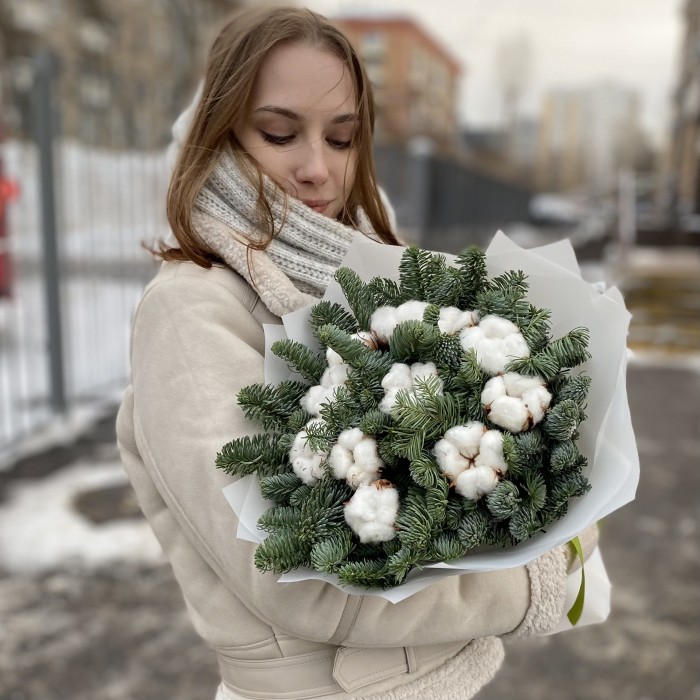 Букет белый хлопок с нобилисом