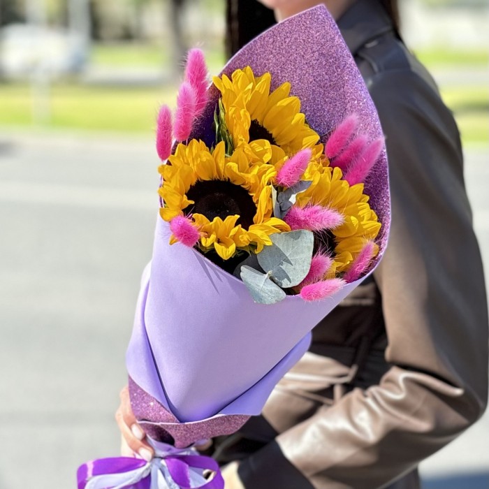 Букет Для девочки с подсолнухами