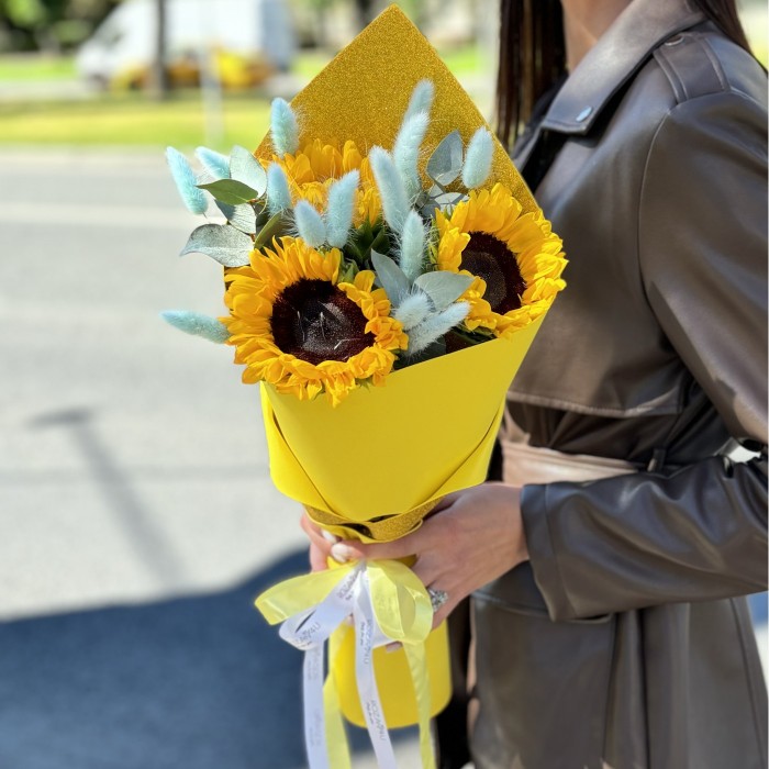 Букет для мальчика и девочки Подсолнухи