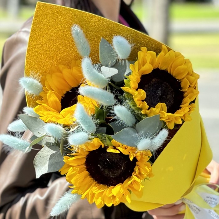Букет для мальчика и девочки Подсолнухи