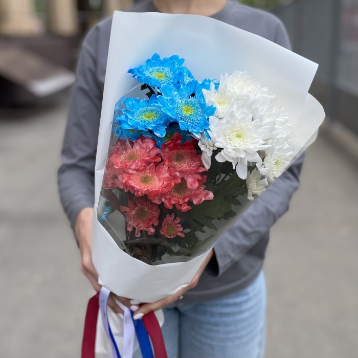 Букет хризантем Люблю Россию