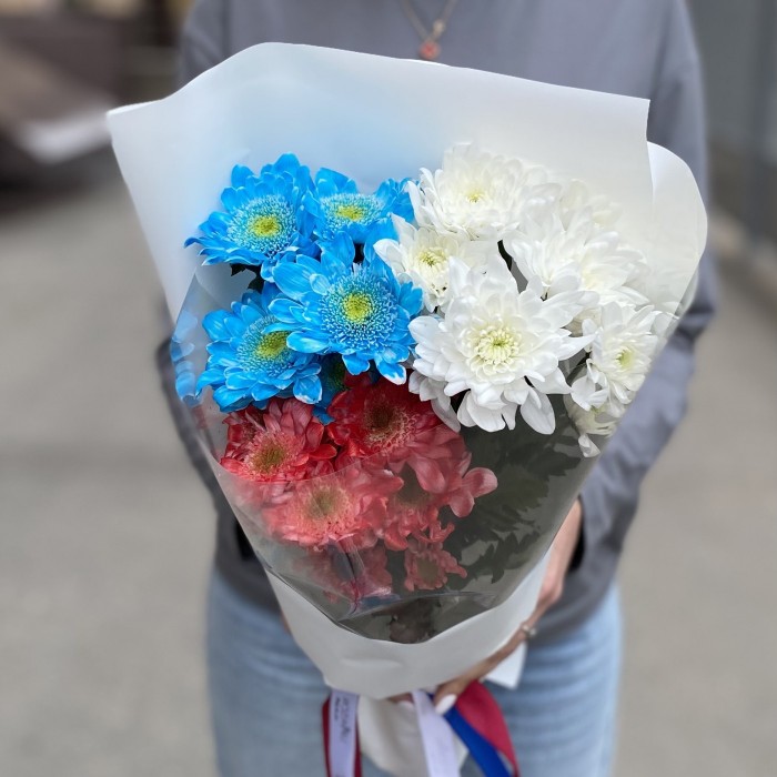 Букет хризантем Люблю Россию