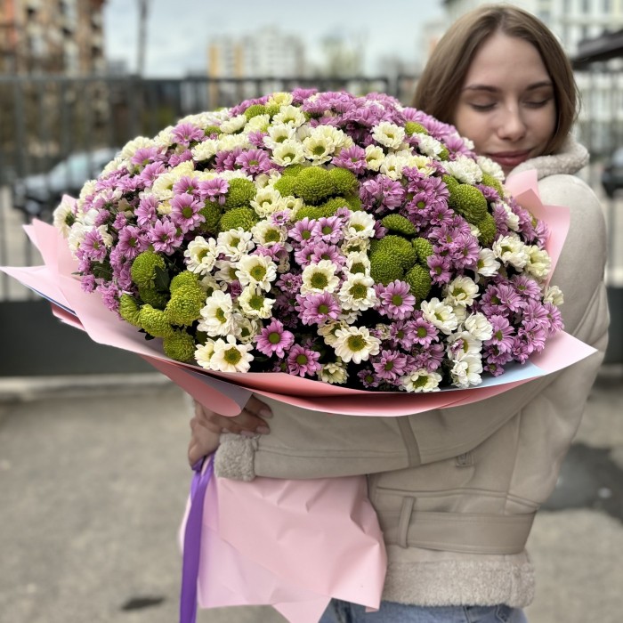 Букет из 101 хризантемы сантини Микс