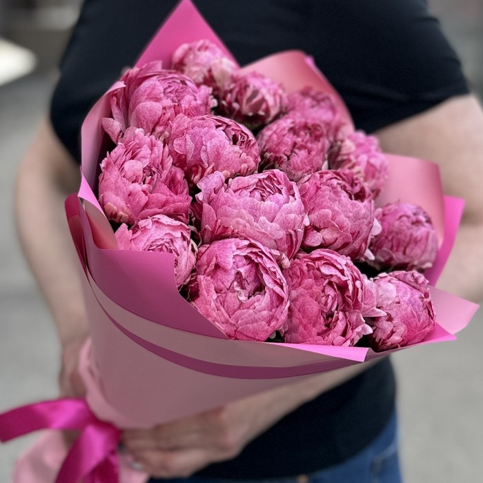 Букет из 15 пионов Александр-Эльза