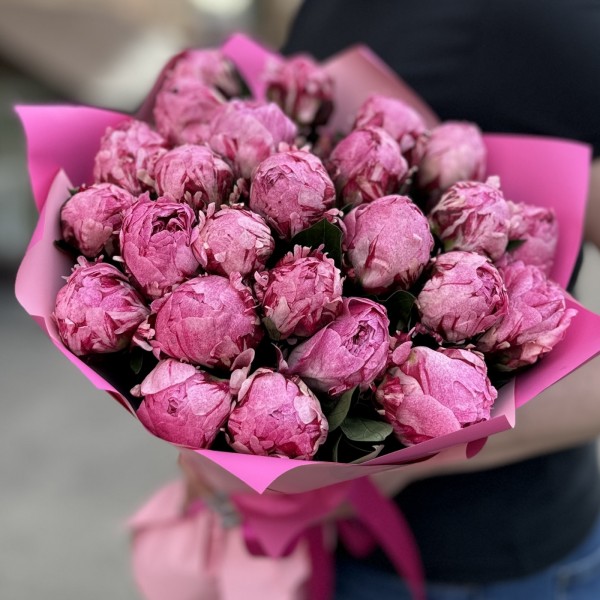 Букет из 25 пионов Александр-Эльза