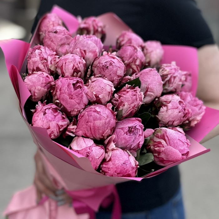 Букет из 25 пионов Александр-Эльза