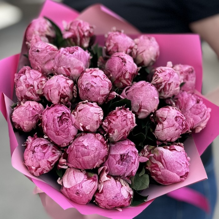 Букет из 25 пионов Александр-Эльза