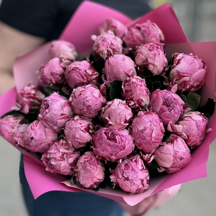 Букет из 25 пионов Александр-Эльза