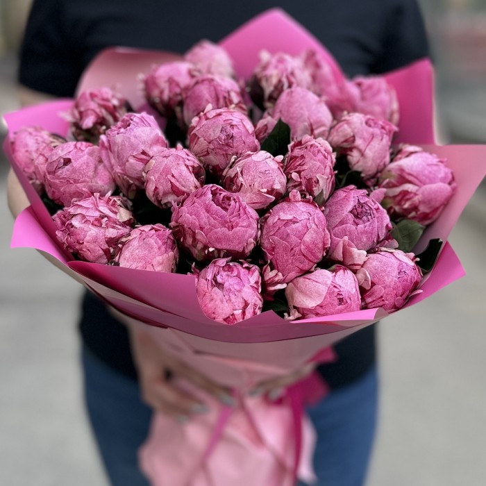 Букет из 25 пионов Александр-Эльза