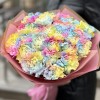 Букет из 25 радужных гвоздик