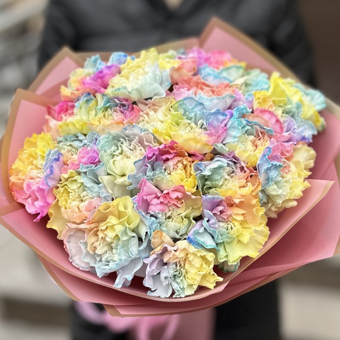 Букет из 25 радужных гвоздик