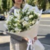 Букет из 35 белых эустом
