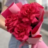 Букет из 3 пышных роз Пинк Флойд