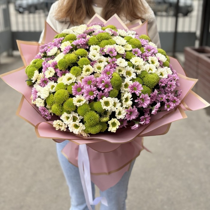 Букет из 51 хризантемы сантини Микс